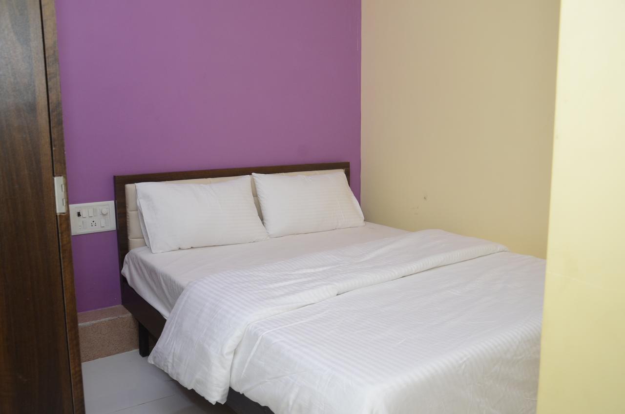 The United Hotel Mumbai Ngoại thất bức ảnh